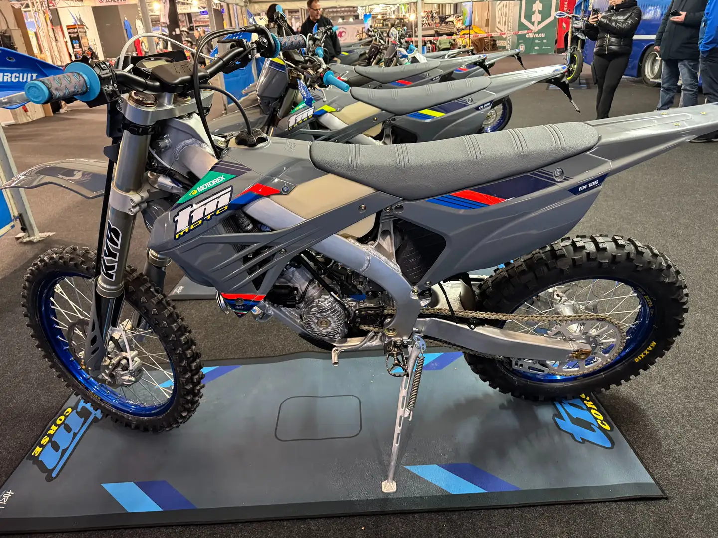 TM EN 125 INIEZIONE  2026 Gris - 2