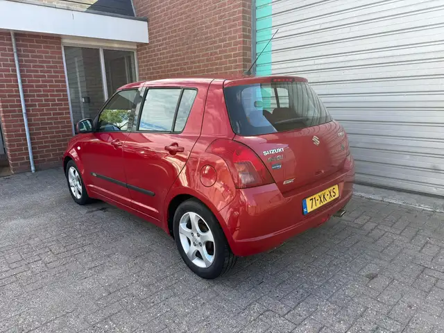 Suzuki Swift view 15