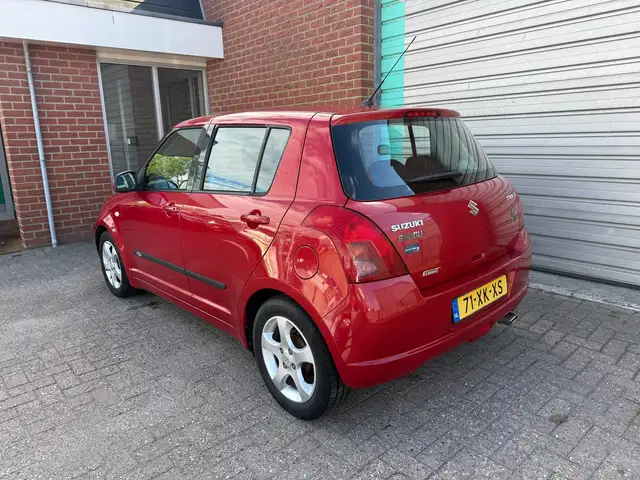 Suzuki Swift view 14