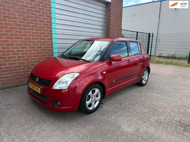 Suzuki Swift main image
