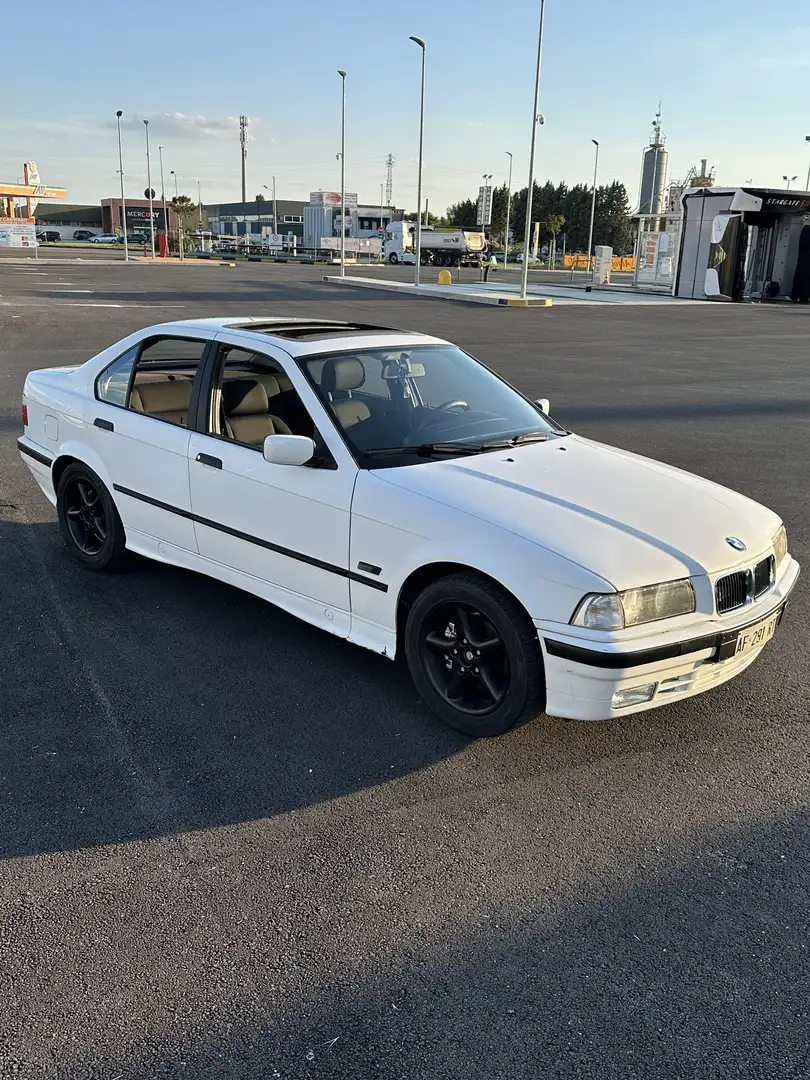 BMW 328 320i 24v - 1