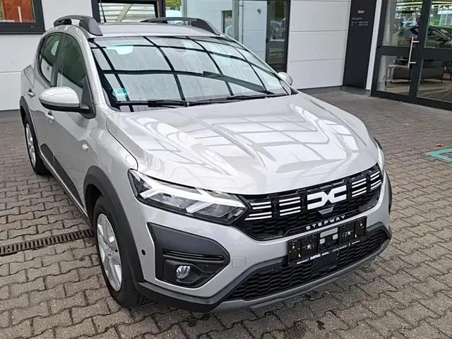 Dacia Sandero Stepway Autogas / LPG /Winterpaket / Sicherheitspa