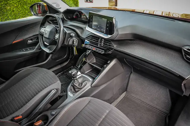 Peugeot 2008 view 21