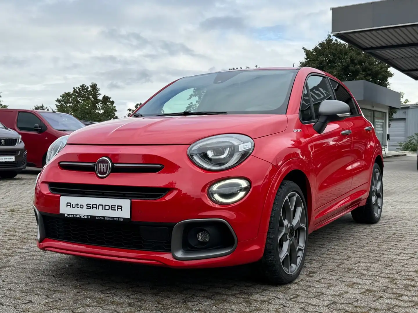 Fiat 500X Sport AUT/NAVI/KAMERA/AHK/CARPLAY Rot - 1