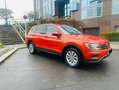 Volkswagen Tiguan Allspace 2.0 TSI 7 Sitze mit neue Allwetterreifen Orange - thumbnail 1
