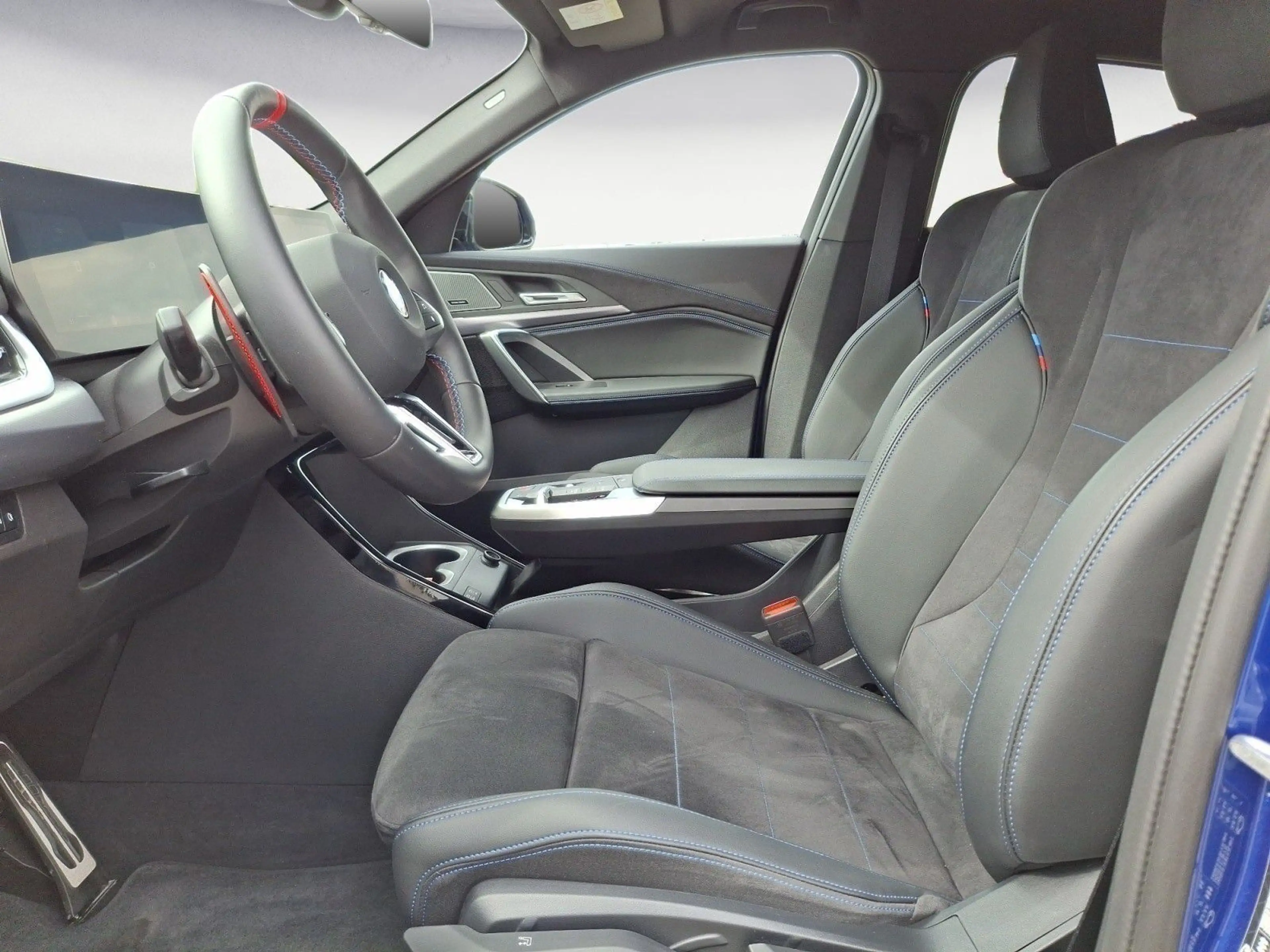 BMW X2 M35i xDrive Steptronic DCT Head-Up Sportsitze — photo 12