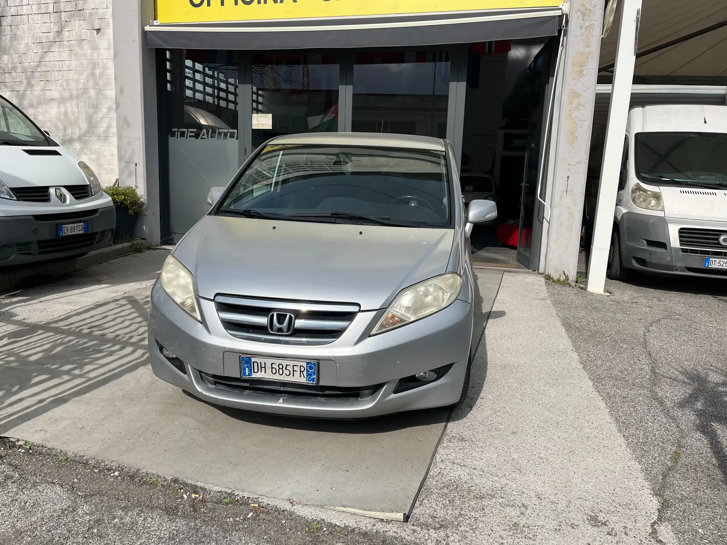 Honda FR-V FR-V 1.7 Comfort Plus navi Gris - 1