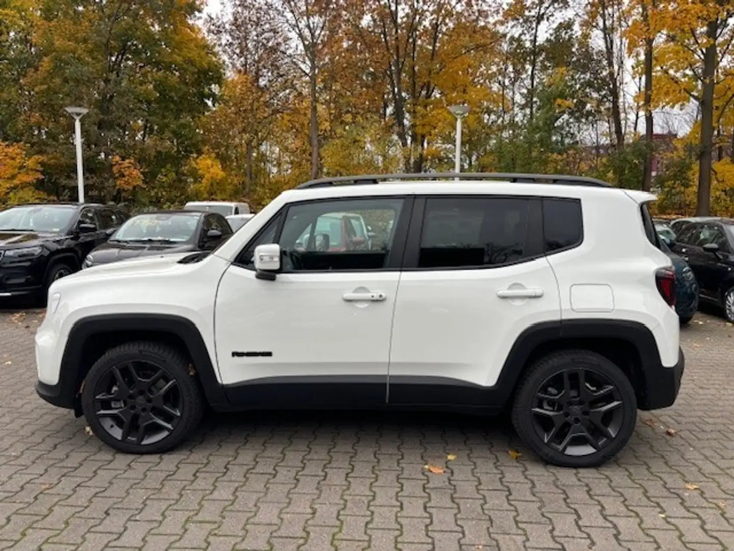 Jeep Renegade PHEV S 240PS 4x4 AUTOMATIK Weiß - 2