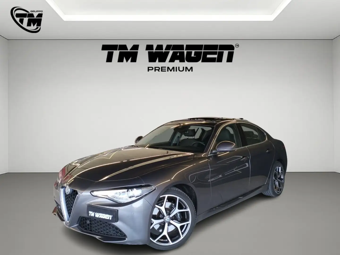 Alfa Romeo Giulia 2.2 t Executive 190cv auto my19 siva - 1