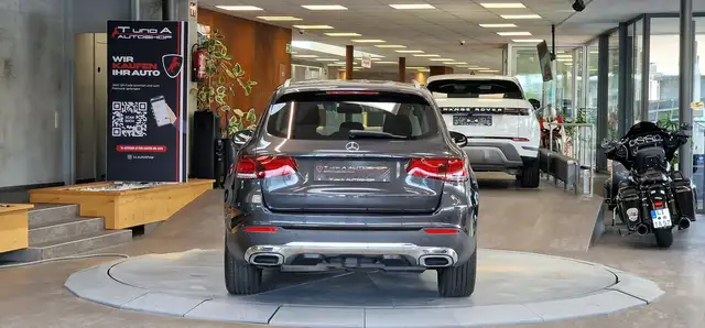 Mercedes-Benz GLC view 8