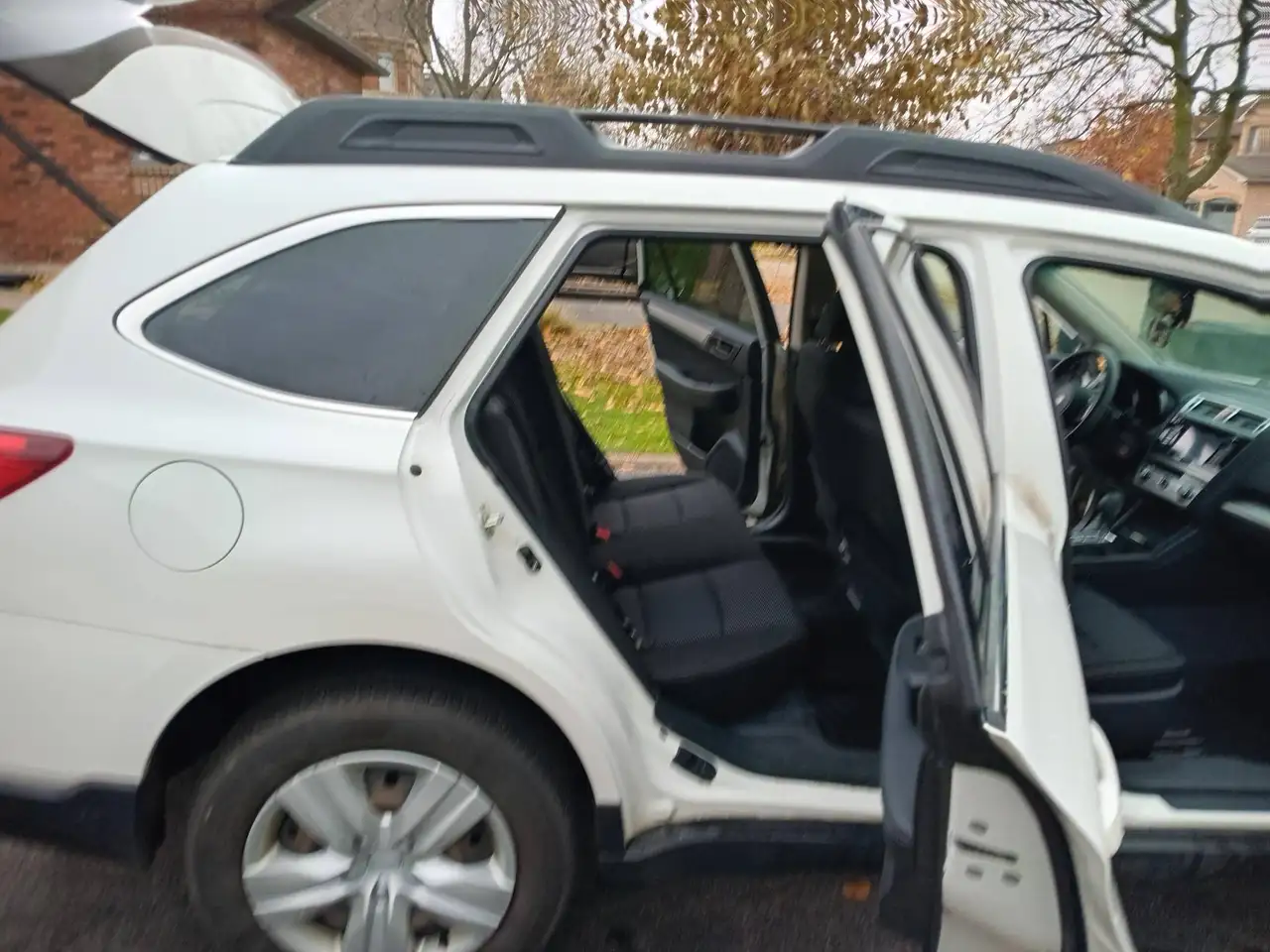 Subaru OUTBACK снимка Subaru OUTBACK