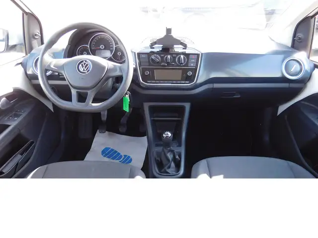 Volkswagen Up! view 8
