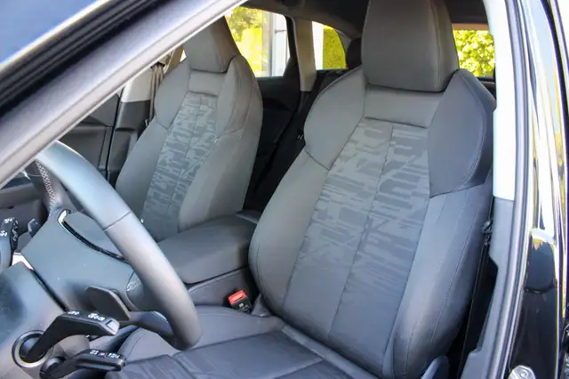Audi Q5 view 12