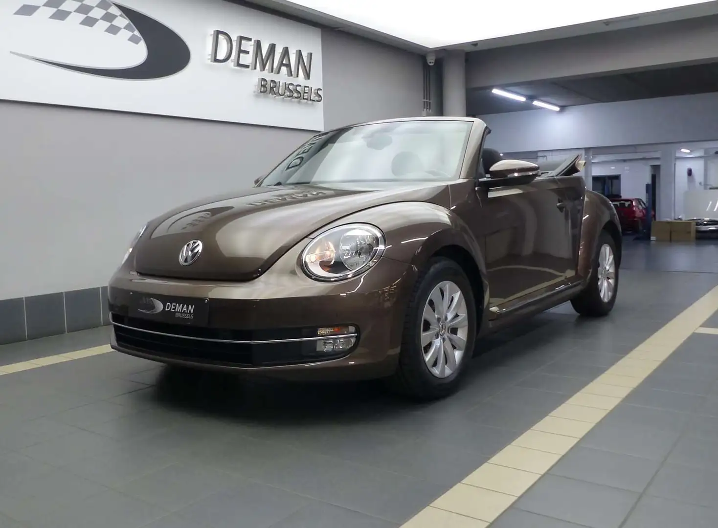 Volkswagen Beetle 1.2 TSI* Capteurs de stationnement* Brun - 1