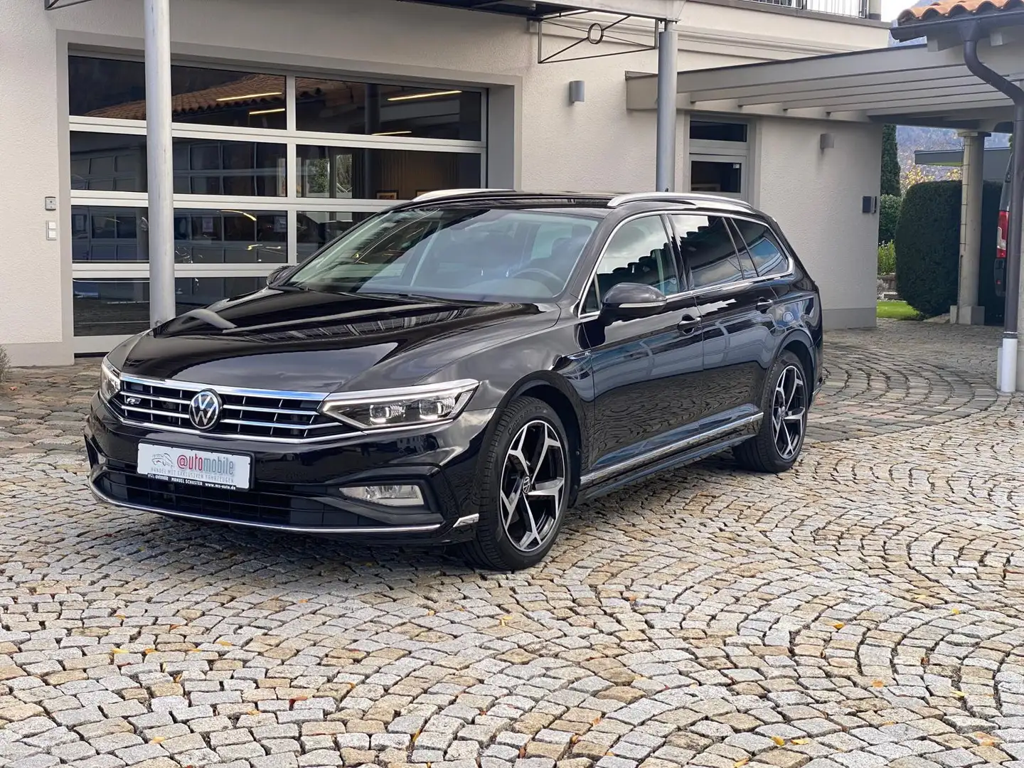 Volkswagen Passat 4Motion|R-Line|ACC|AHK|Matrix|SpurAs|Camer Schwarz - 2