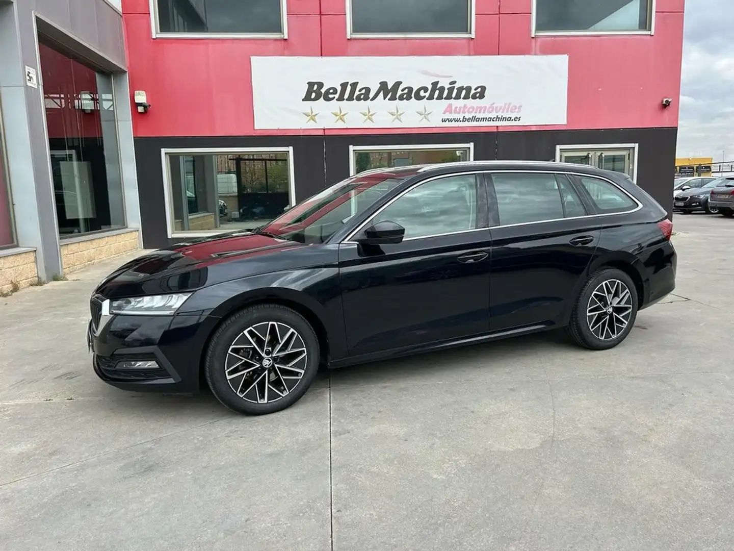 Skoda Octavia Combi 2.0 TDI 110kW(150CV) DSG Ambition Noir - 2