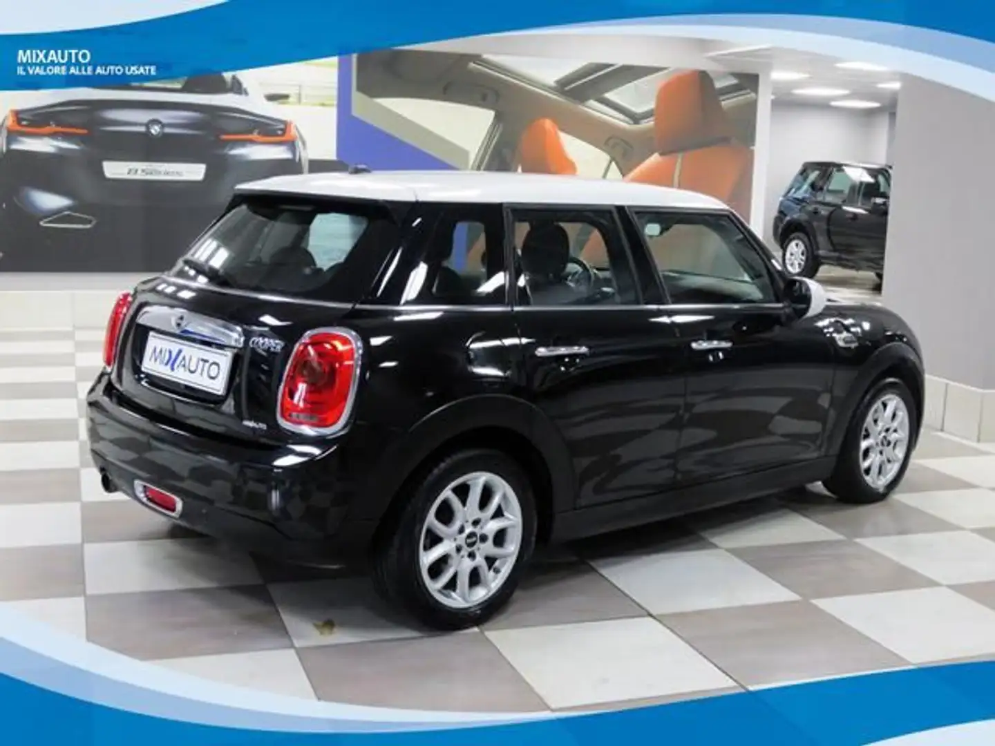 MINI Cooper 1.5 136cv 5 Porte Boost Seven AUT EU6B Schwarz - 2