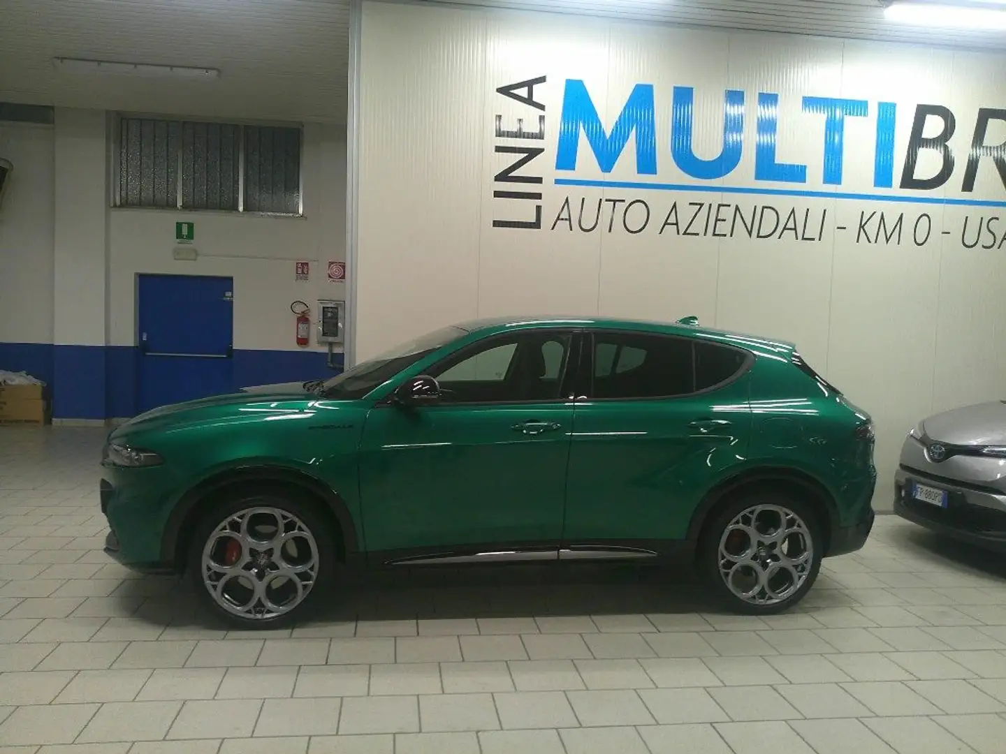 Alfa Romeo Tonale 13 280 CV Plug-In AT6 Q4 Speciale Garanzia 24 Mesi Verde - 2