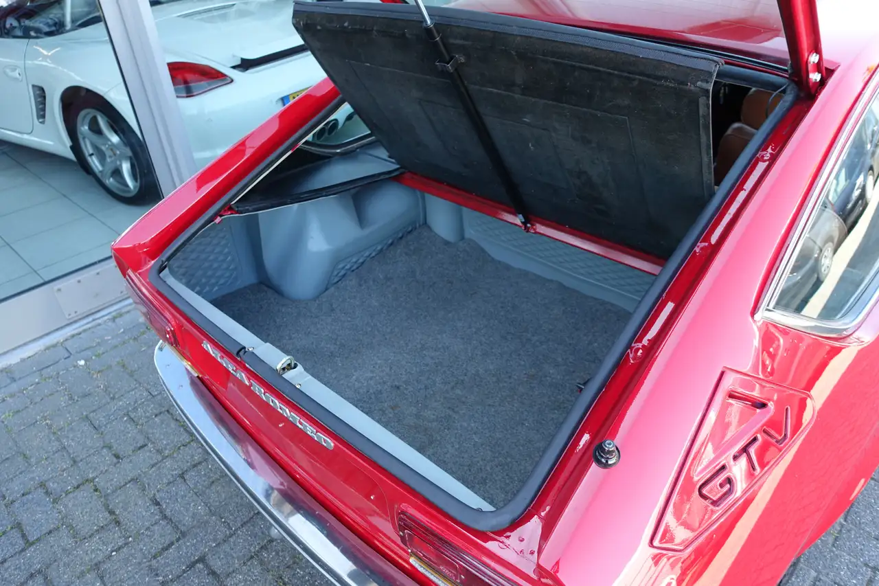 Alfa Romeo Alfetta GTV 2.0 | in zeer goede staat | Italiaanse import, foto 12