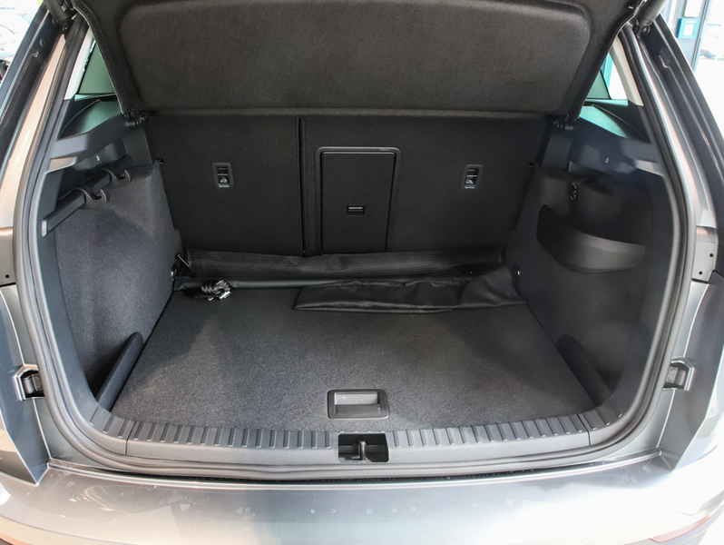 Skoda Karoq 1.5 TSI Balance DSG AHK Navi RüKa Sitzh. — photo 7