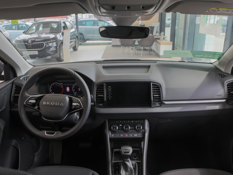 Skoda Karoq 1.5 TSI Balance DSG AHK Navi RüKa Sitzh. — photo 8
