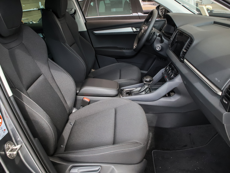 Skoda Karoq 1.5 TSI Balance DSG AHK Navi RüKa Sitzh. — photo 4