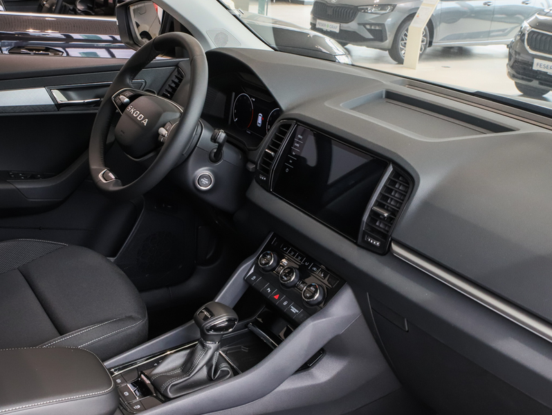 Skoda Karoq 1.5 TSI Balance DSG AHK Navi RüKa Sitzh. — photo 5