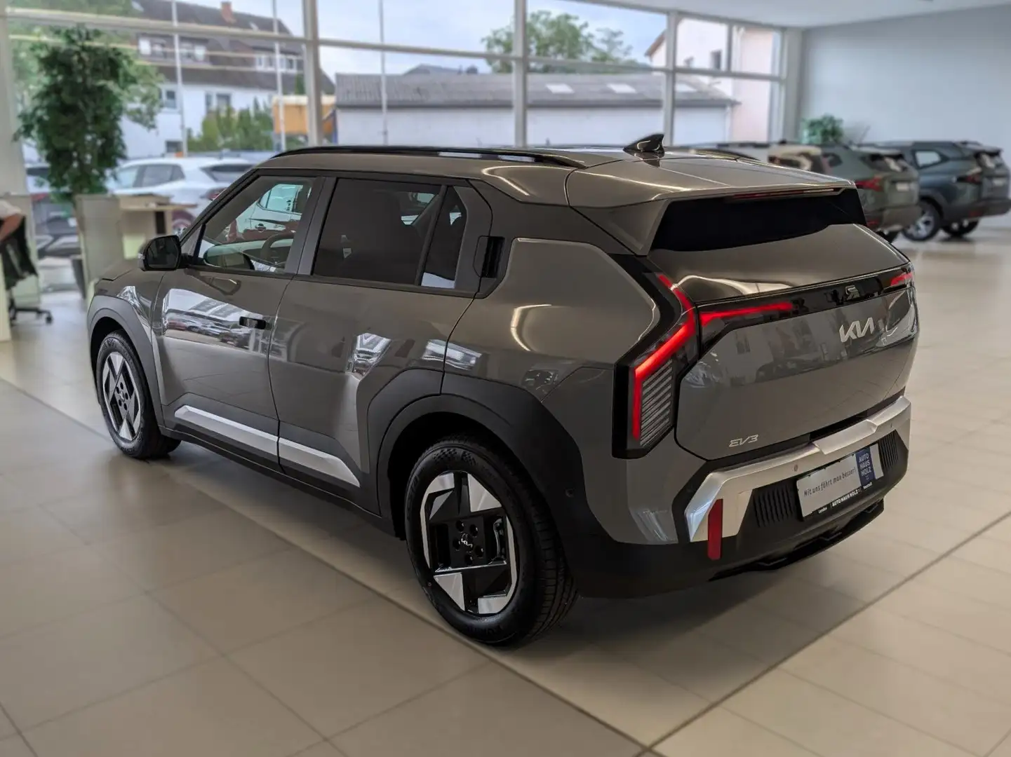 Kia Egyéb EV3 58,3 kWh EARTH Business-Paket Szürke - 2