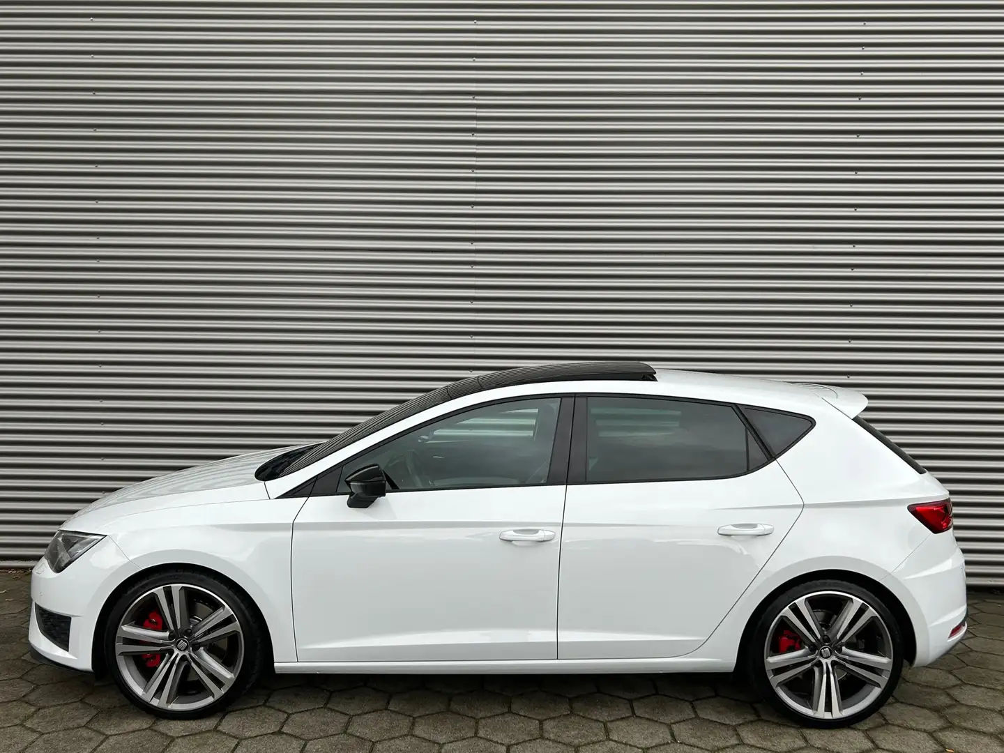 SEAT Leon 2.0 TSI Cupra 280 Panorama Dab DCC Apple CarPlay Blanc - 2