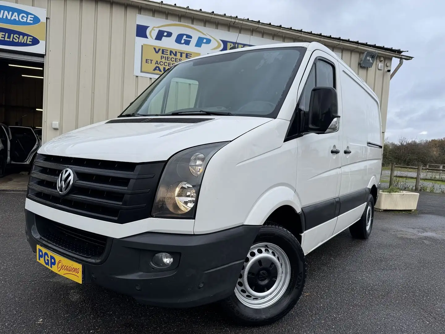 Volkswagen Crafter 30 L1H1 2.0 TDI 109CH ECO Blanc - 1