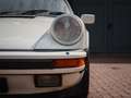 Porsche 911 3.2 Carrera Cabrio Wit - thumbnail 25