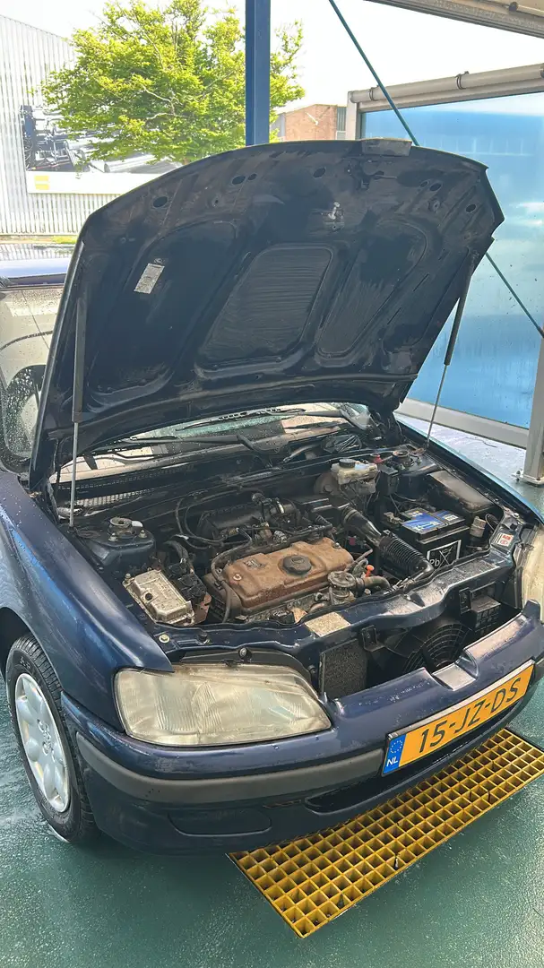 Peugeot 106 1.1i - 2