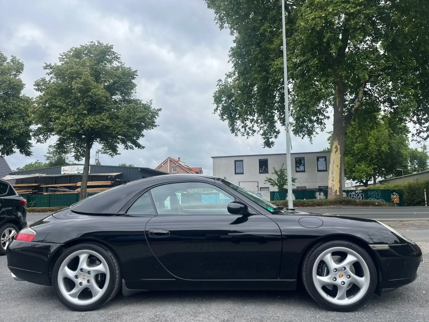 Porsche 996 Carrera Cabriolet°Xenon°Automatik°18Zoll° Zwart - 2