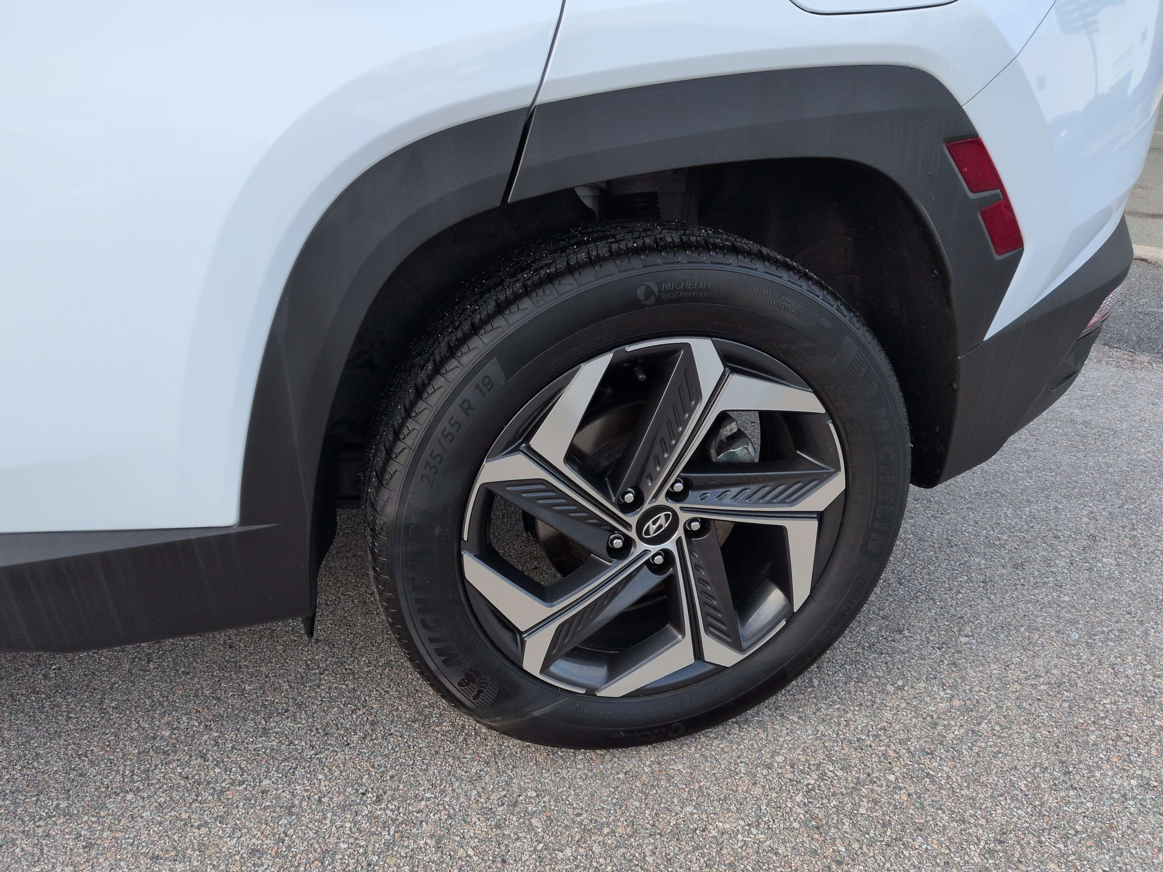 2022 Hyundai Tucson Hybrid