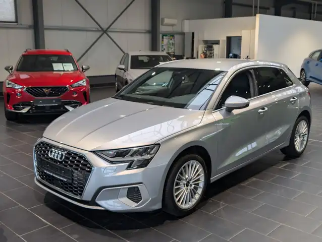 Audi A3 30 TFSI Sportback advanced 8-fach