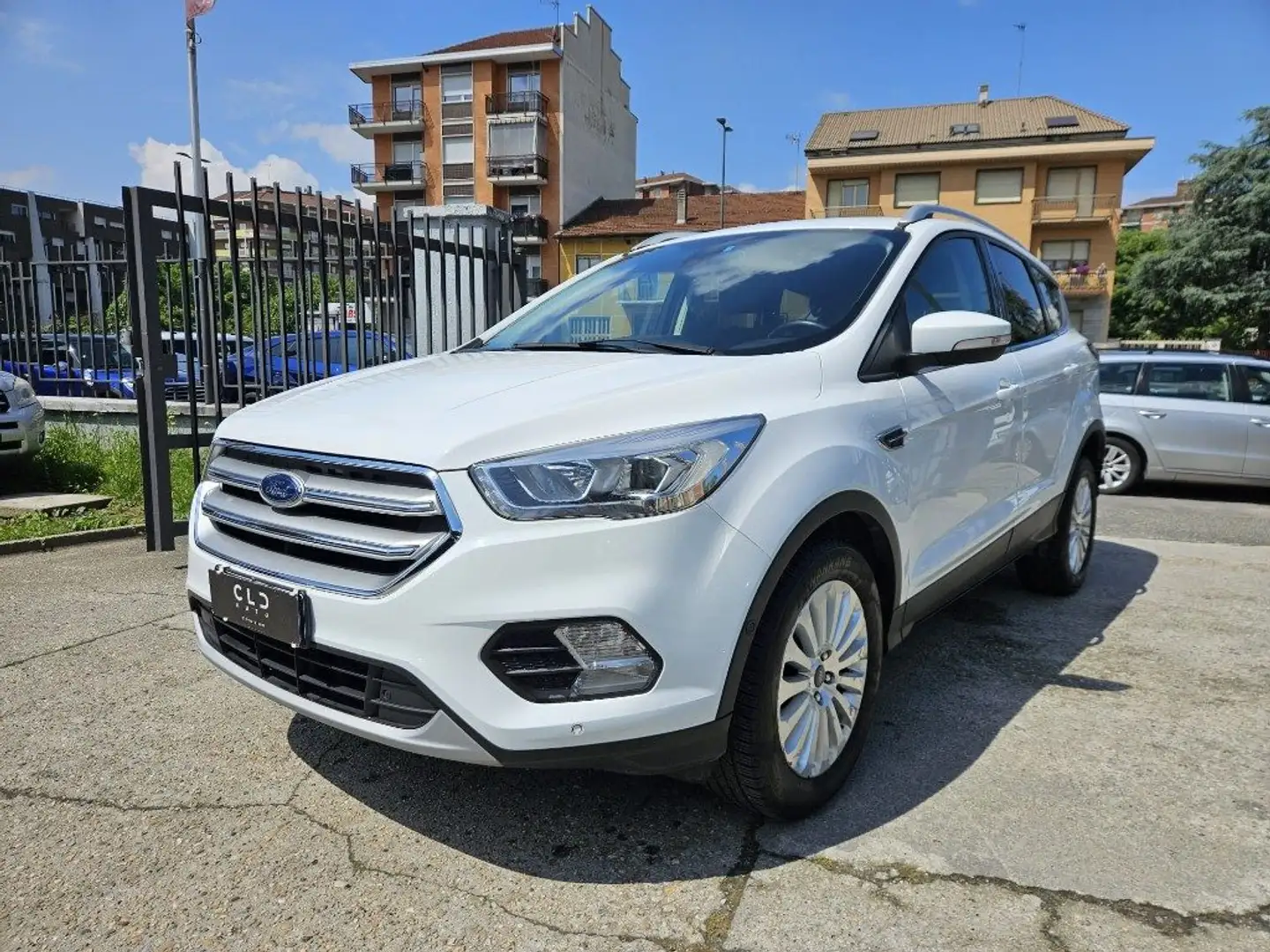 Ford Kuga 1.5 TDCI 120 CV S&S 2WD Powershift Edition Bianco - 2