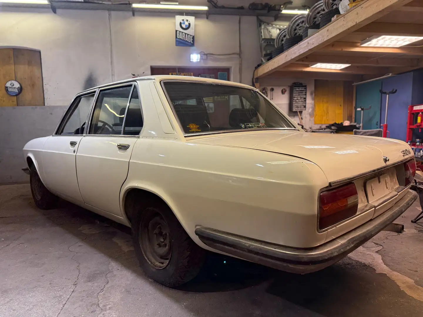 BMW E3 3.0S Schalter 1. Besitz! Weiß - 2