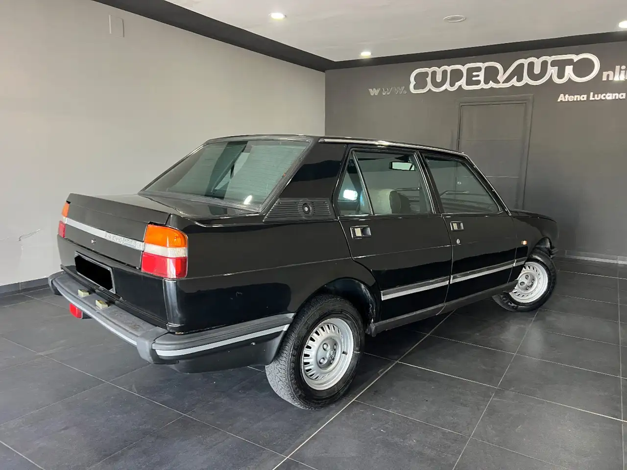 Alfa Romeo Giulietta 1.6 TARGHE NERE / ISCRITTA ASI, foto 5