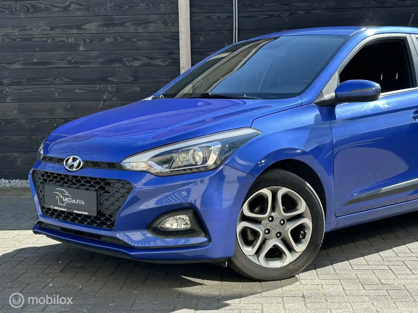 Hyundai i20 1.2 i-Motion Clima / LM / PDC / camera / Trekhaak/ Blauw - 2