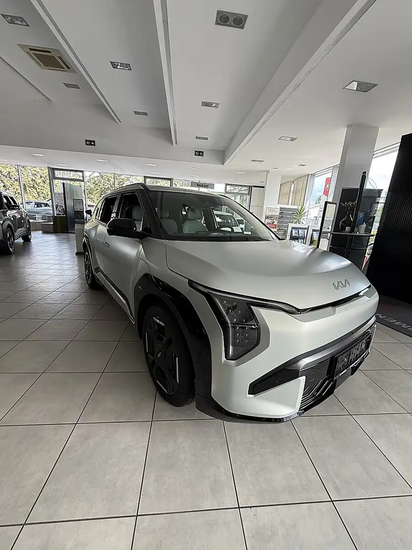 Kia EV3 AWD 81,4kWh GT-Line/Mattsilber Silber - 1