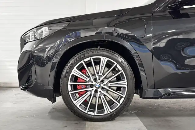 BMW X1 view 4
