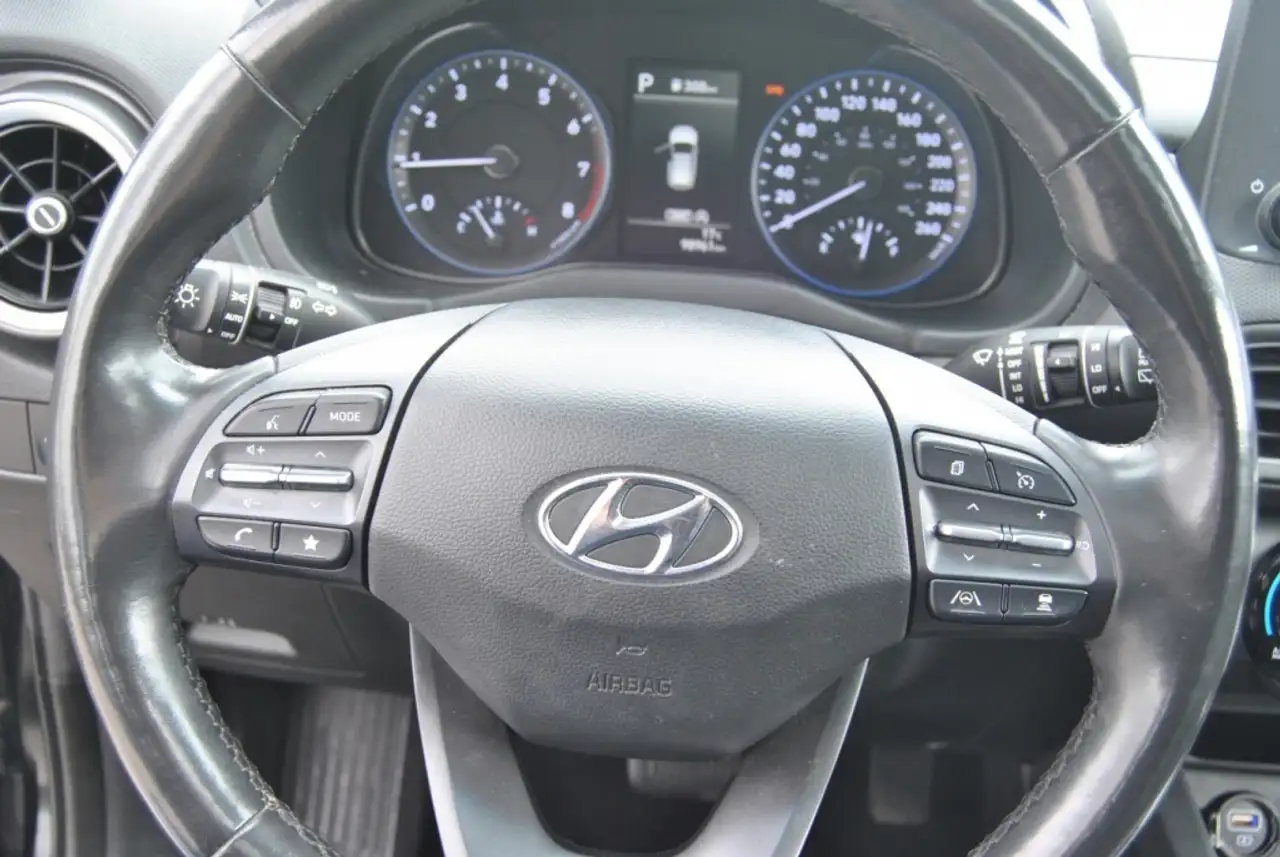 Hyundai KONA снимка Hyundai KONA