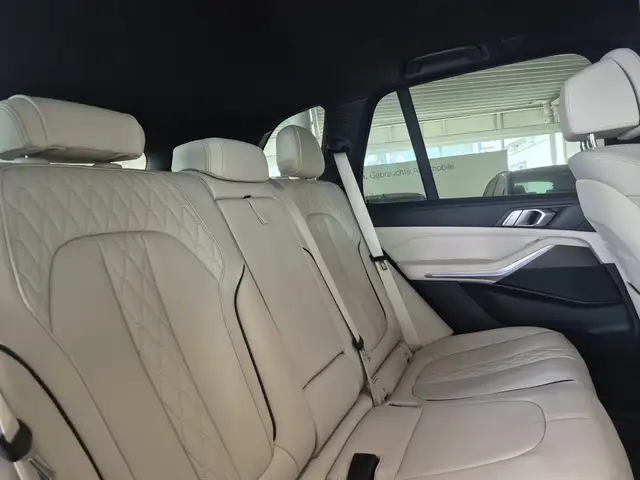 BMW X5 xDrive45e M Sportpaket / AHK Ansicht 8