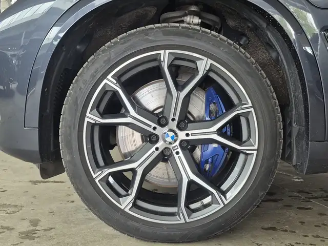 BMW X5 xDrive45e M Sportpaket / AHK Ansicht 4