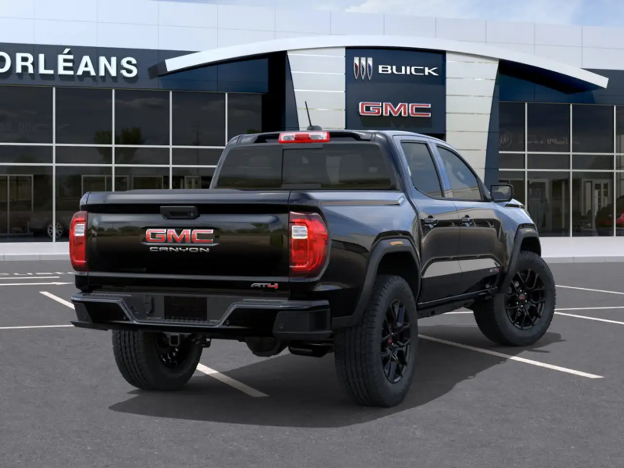 GMC Canyon photo GMC Canyon