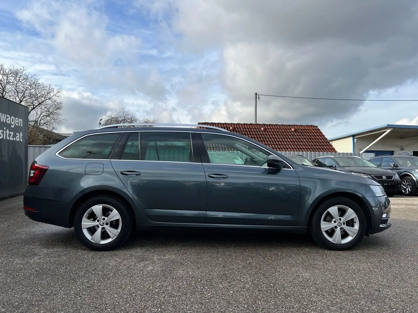 Skoda Octavia Combi 1,6 TDI Style | VIRTUAL/ACC Grau - 2