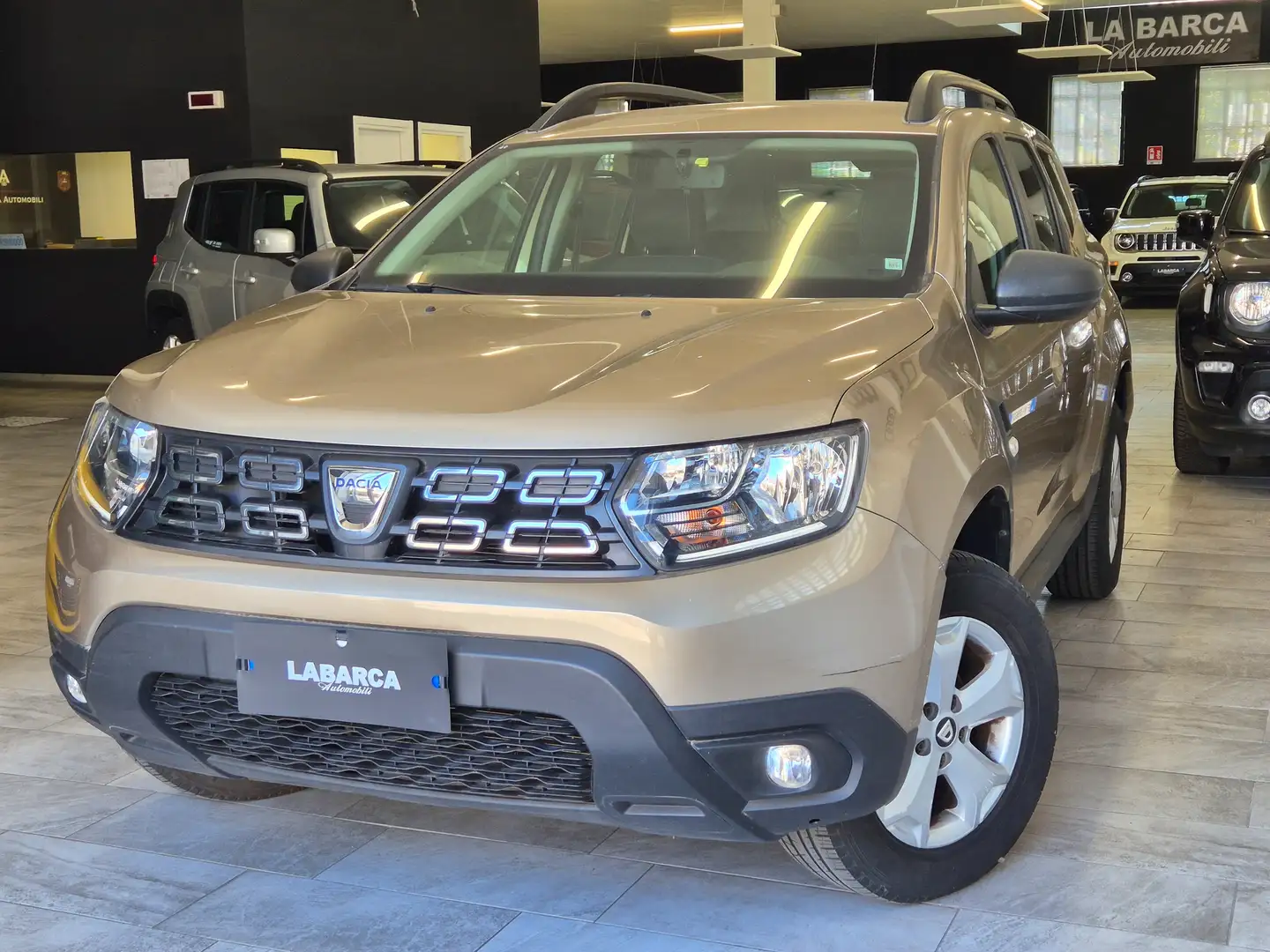 Dacia Duster Duster II 2018 1.6 sce Comfort Gpl 4x2 s Beige - 1