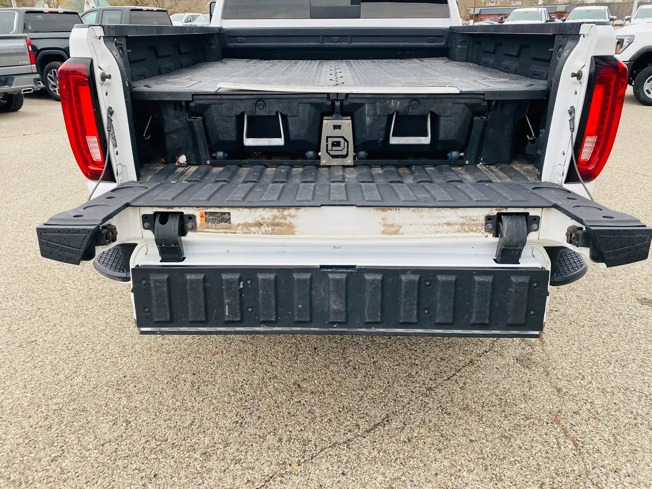 GMC Sierra 2500 снимка GMC Sierra 2500