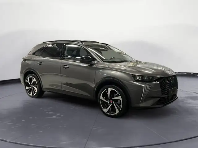 DS Automobiles DS 7 Crossback E-Tense 225 Performance Line + Pack Voyage - Hifi Focal - Chargeur 7.4KW