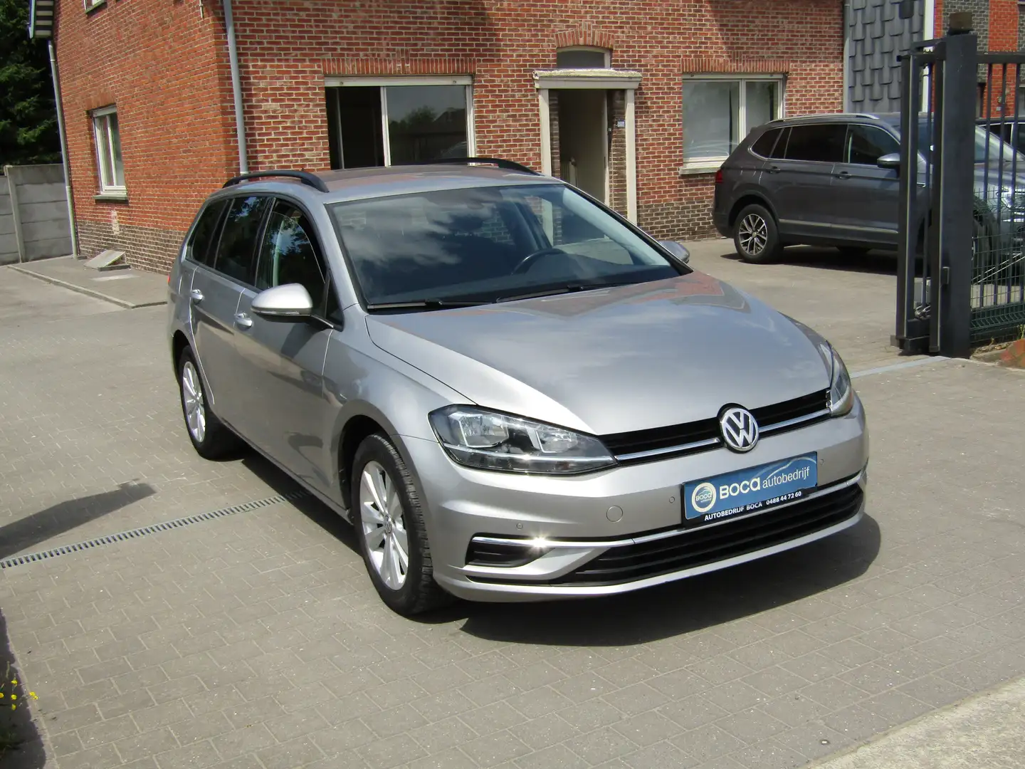 Volkswagen Golf Variant Golf Variant 1.0 TSI  DSG Comfortline Gris - 2